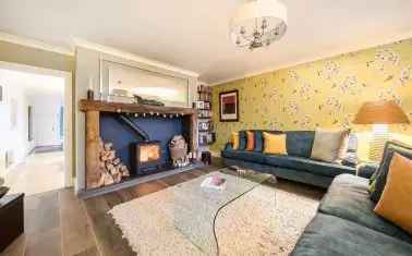 House For Sale in Derby, England