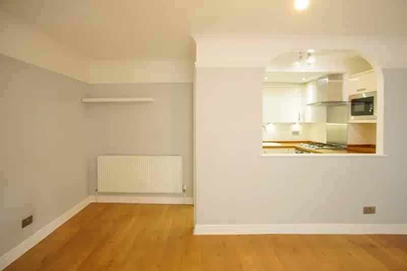 2 Bedroom Garden Flat Clifton Pets Considered