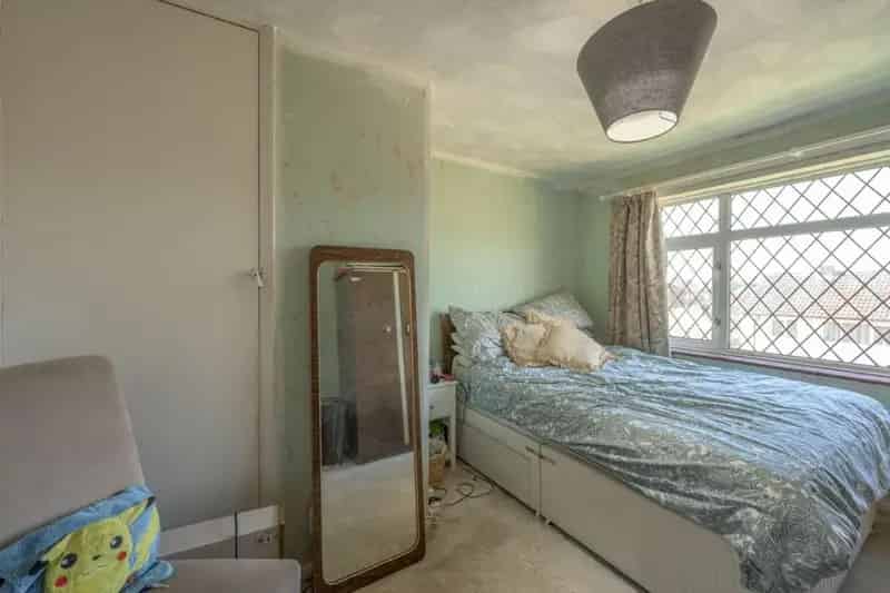 3 bed house for sale