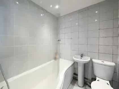2 rooms flat of 64 m² in London