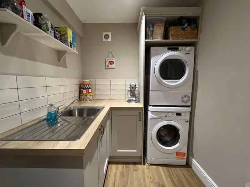 5 bed property for sale