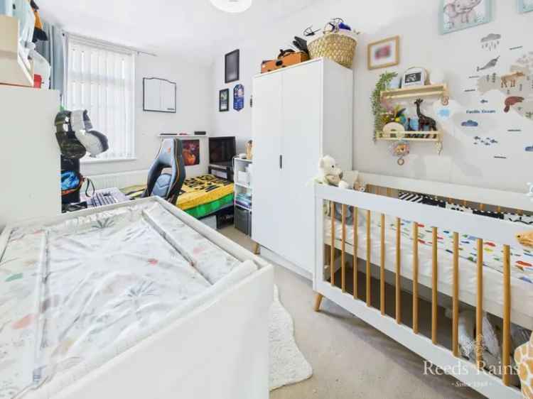 2 Bedroom Mid Terrace House for Sale Cayton North Yorkshire