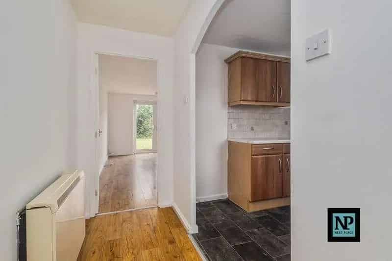 2 Bed Semi-Detached House For Sale Near Amenities