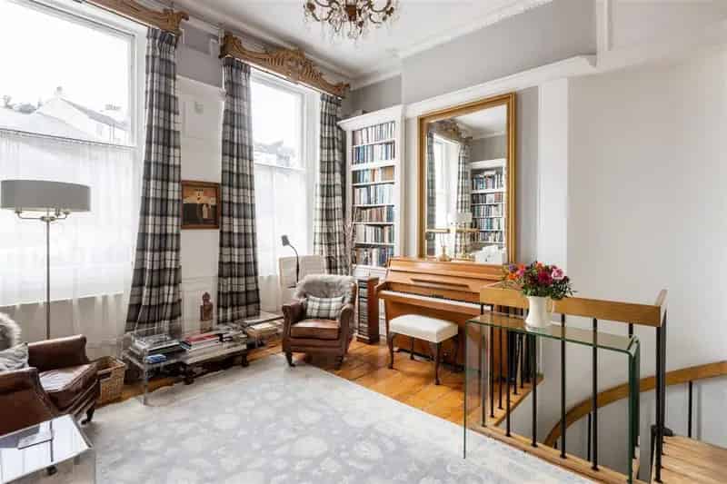4 Bedroom House for Sale