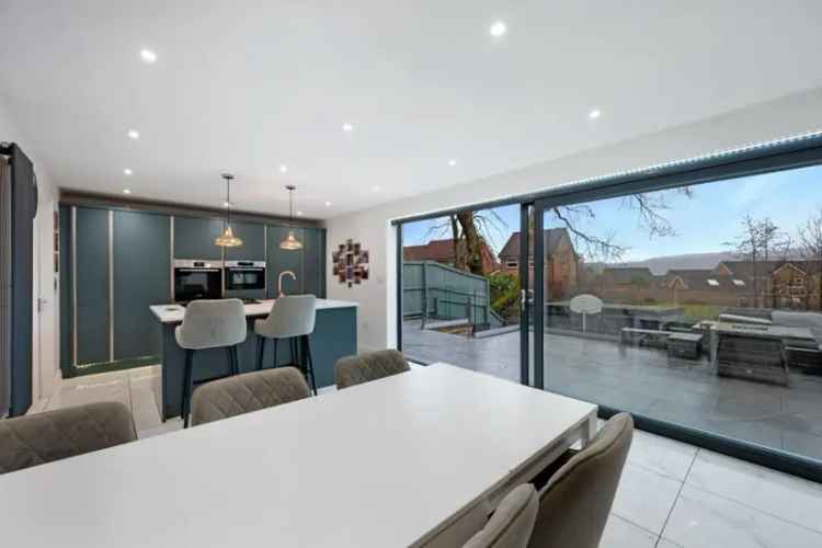 4 Bedroom Detached House for Sale in Bromley Cross