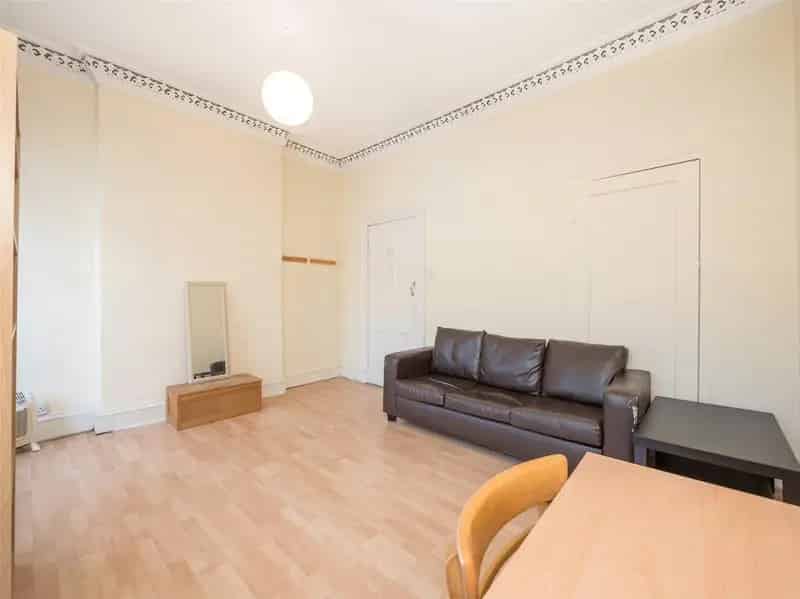 1 Bedroom Flat to Rent in Edinburgh