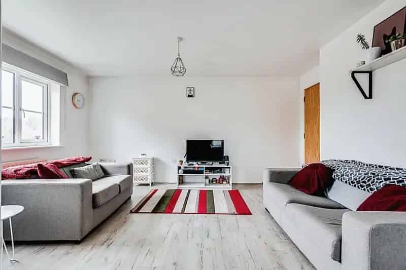 2 Bedroom Flat for Sale in Basingstoke