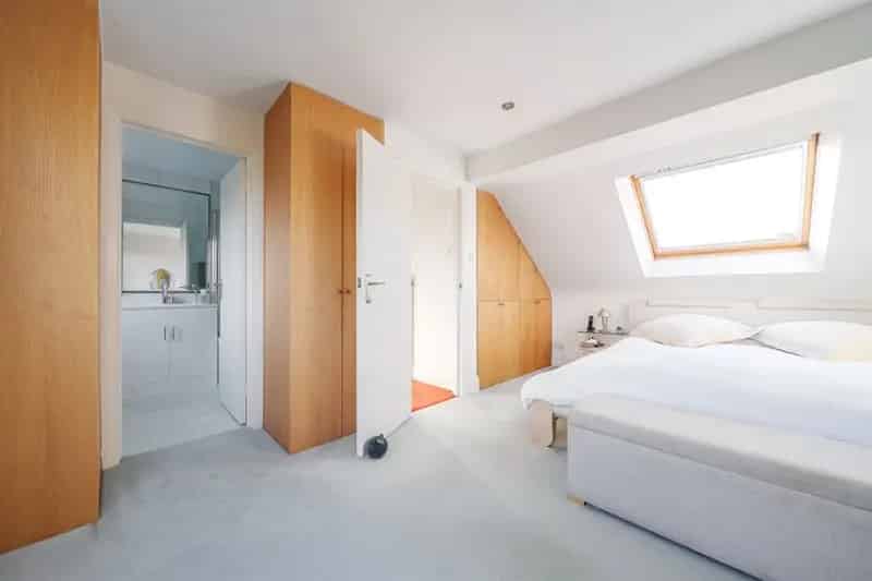 4-Bed House with 83ft Garden and Off-Street Parking Potential