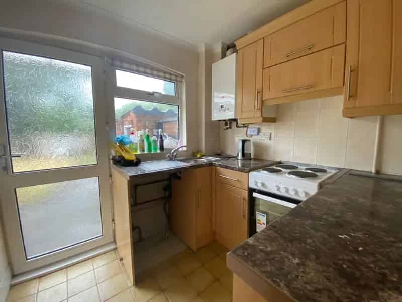 Three Bedroom House in B31 Near Northfield Station