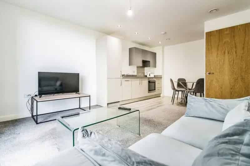1 Bedroom Flat Salford M3 - Auction