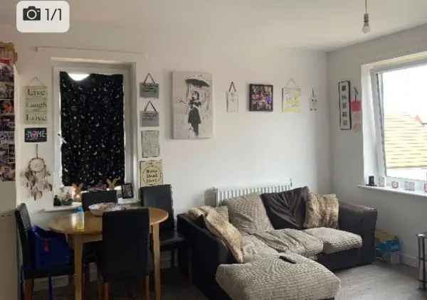 Flat For Rent in Southend-on-Sea, England