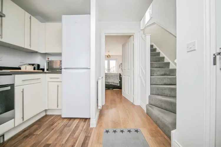 Modern Semi Detached Home Colchester Two Double Bedrooms Family Bathroom