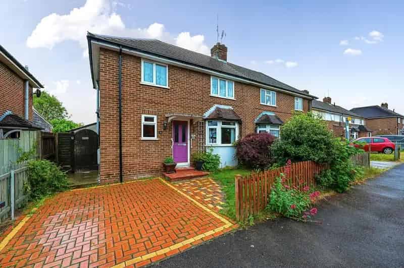 3 Bedroom Semi-Detached House for Sale South Ham