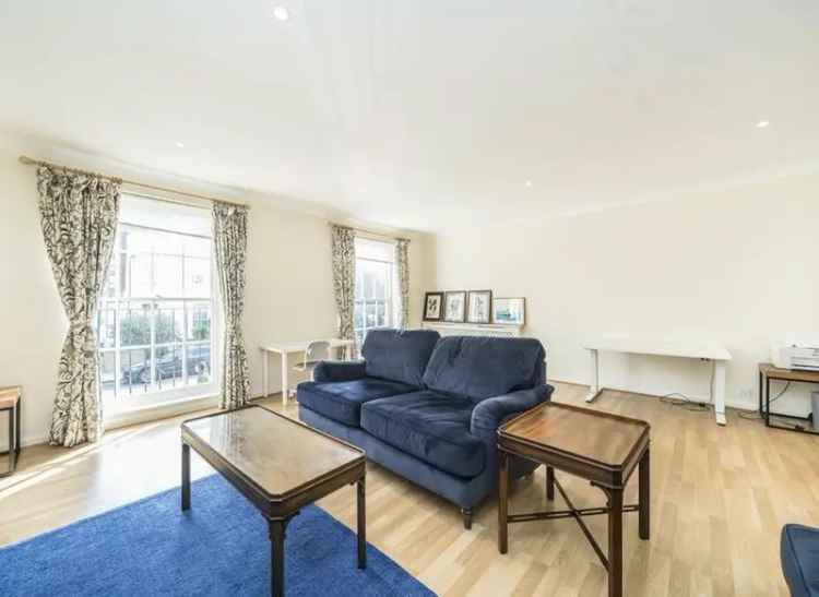 Four Bedroom Townhouse with Garden Garage and Parking