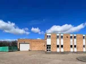 Warehouse Industrial Unit Hayes Southall Secure Yard Parking Offices
