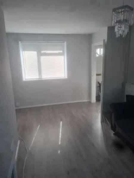 House For Rent in Southend-on-Sea, England