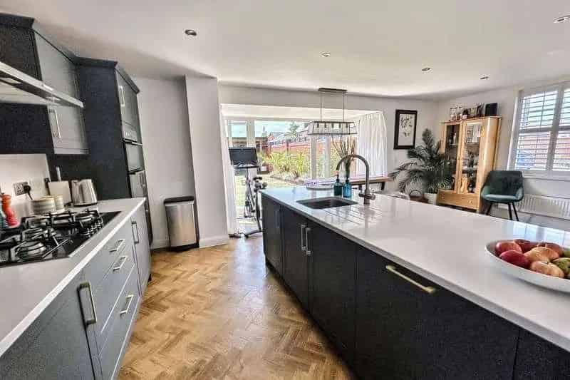 4 Bedroom Detached House for Sale in Wimborne