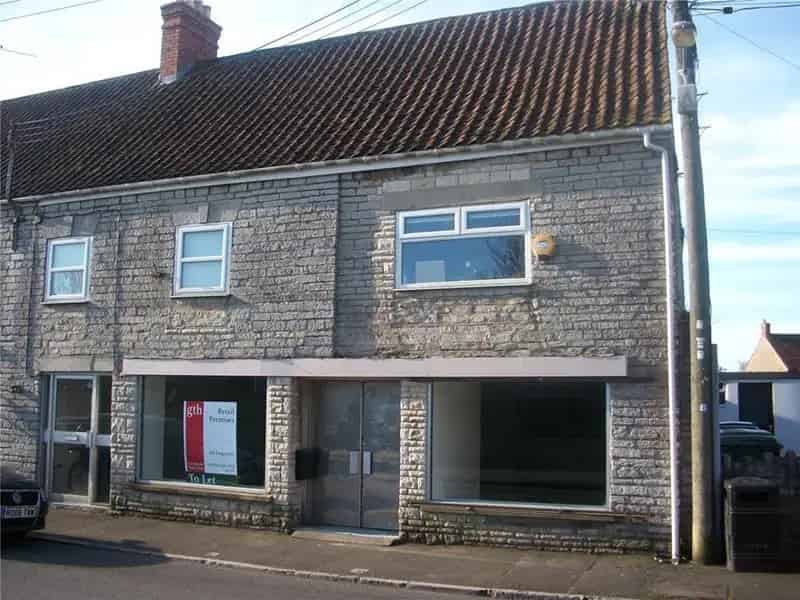 Ground Floor Retail Space and 2-Bed Flat with Roof Terrace