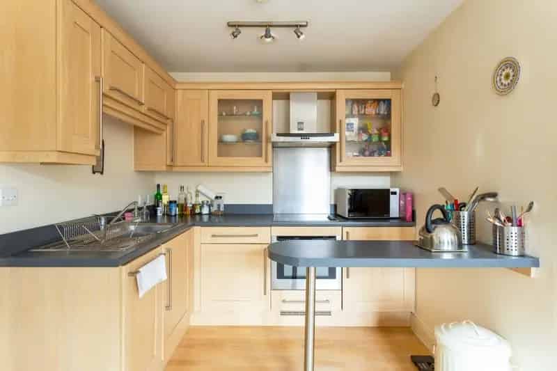 Studio Apartment to Rent in Horsham Town Centre