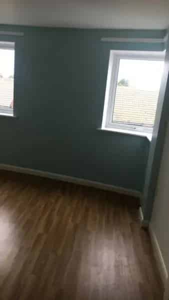 2 Bed Spacious Flat with Balcony Near Amenities