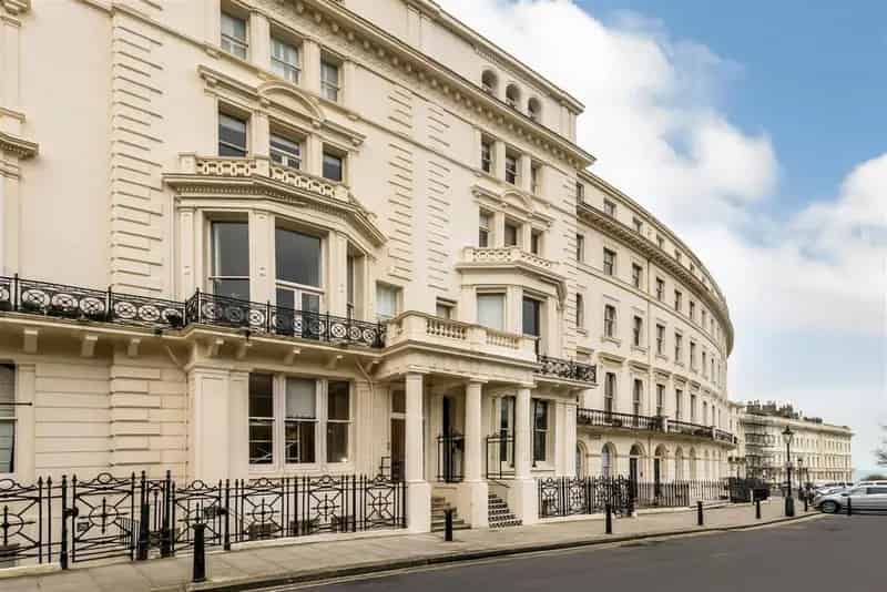 4 Bedroom Apartment for Sale
