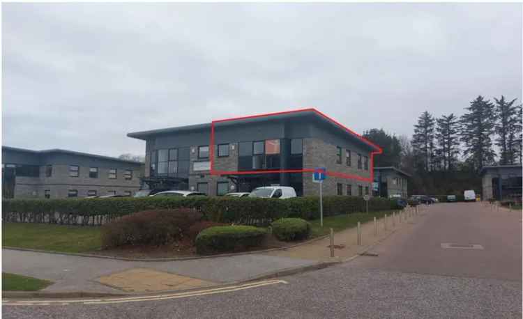 Modern Office Suite with Comfort Cooling and Raised Access Floors