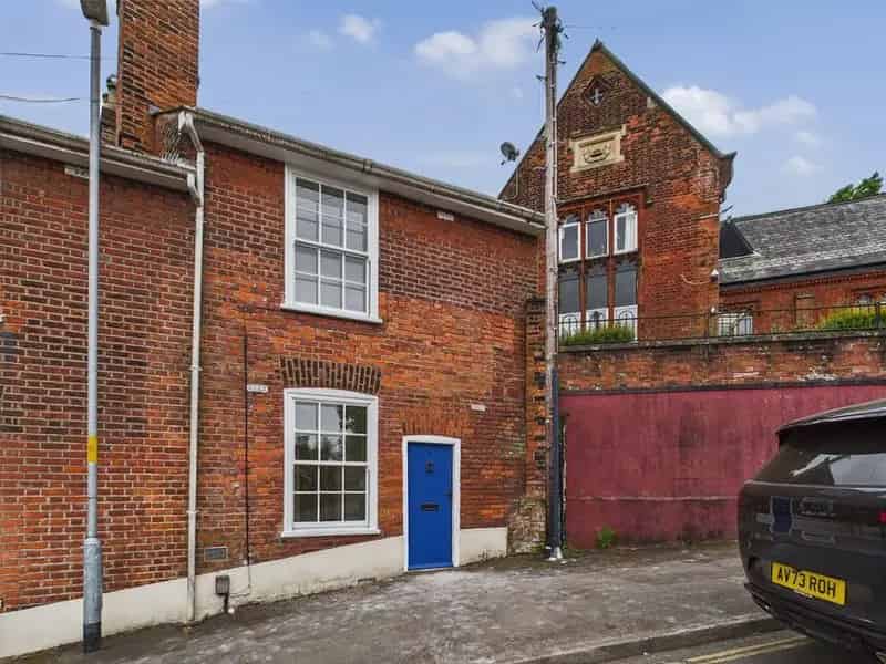 2 Bedroom Mid Terrace House Norwich NR1
