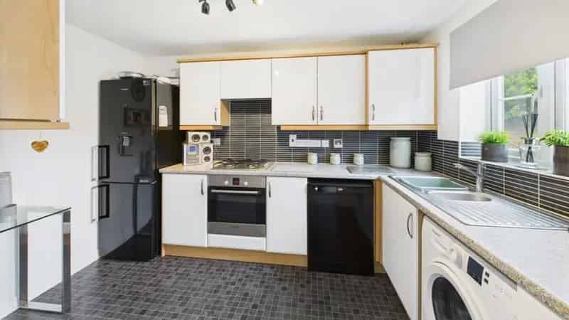 3 Bedroom House For Sale Moreton Hall