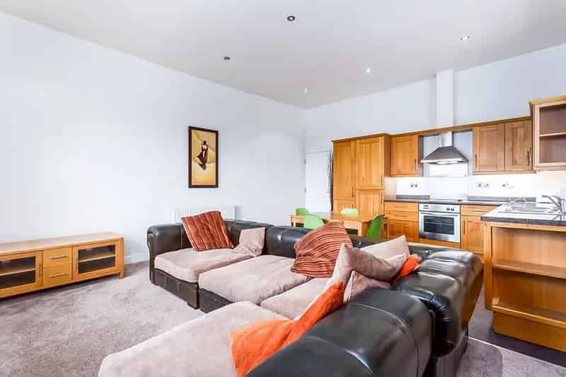 2 Bedroom Flat to Rent Stanley West Yorkshire WF3
