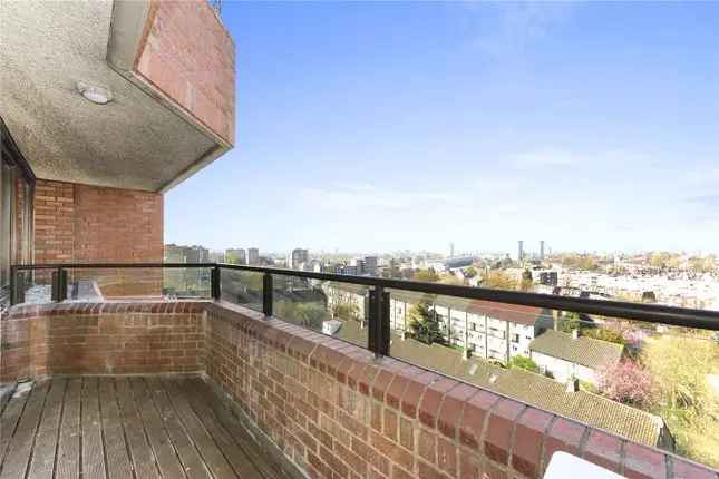 Flat to rent in Finchley Road, Swiss Cottage, London NW3