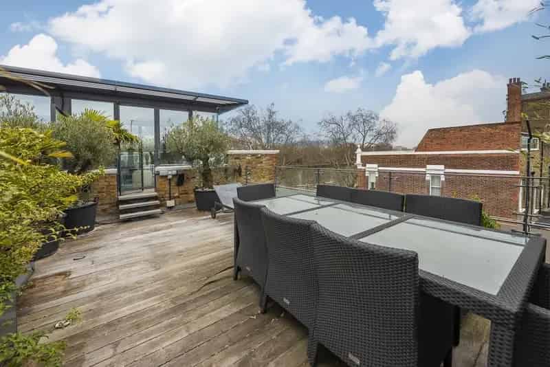 4 Bedroom Victorian House Thames Views