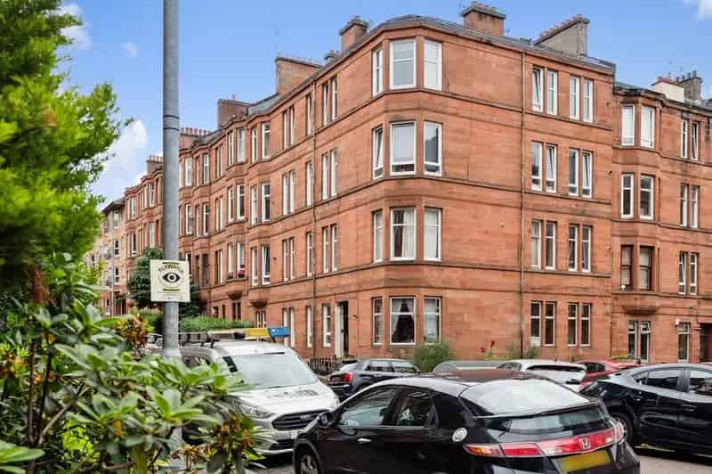 1 Bedroom Flat for Sale in Scotland