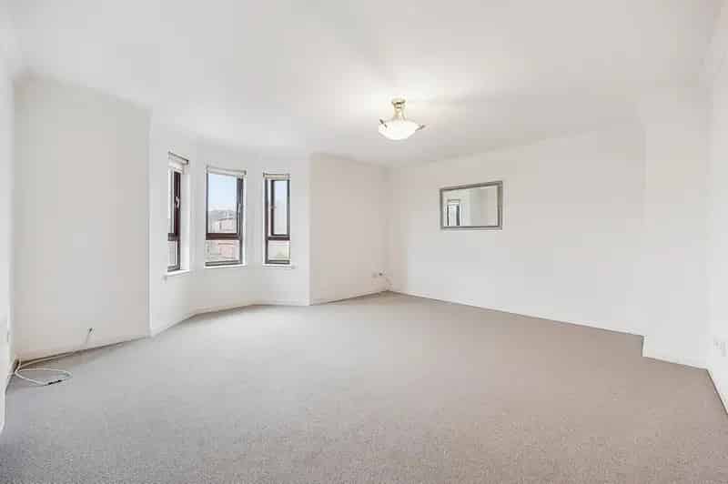 2 Bedroom Flat to Rent in Cathcart