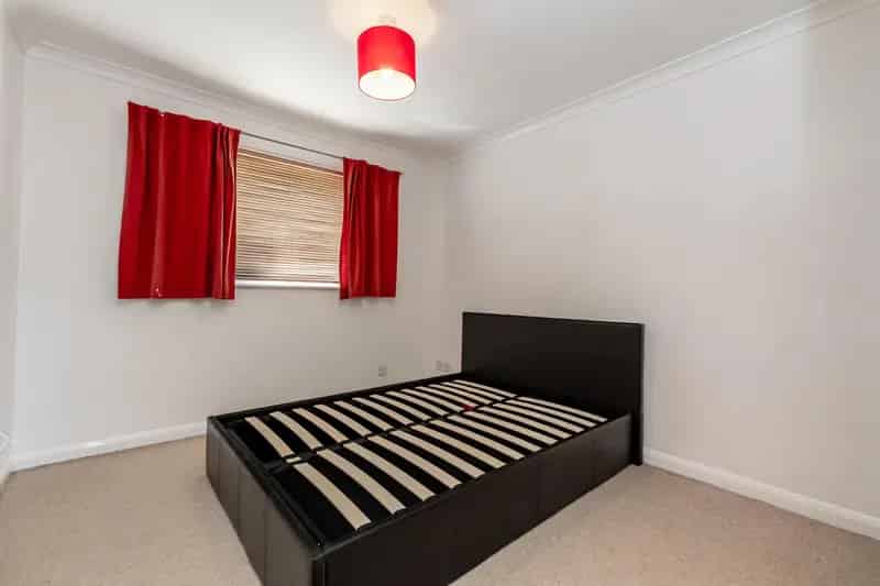 1 Bedroom Flat with Garage Cove Aberdeen