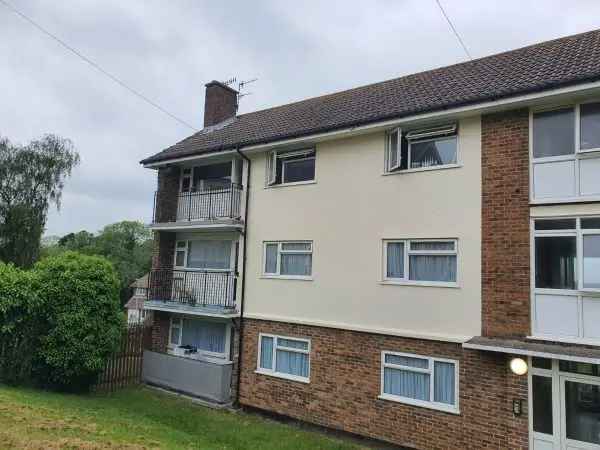 Flat For Rent in Rother, England