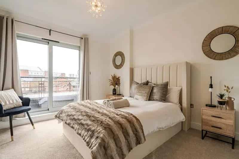 2 Bedroom Apartment for Sale Near Broad Street Birmingham