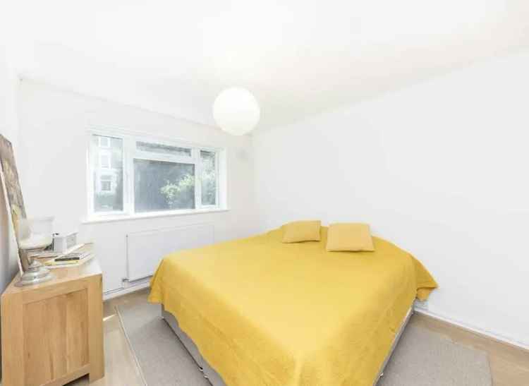 House For Sale in Devonshire Road, London, England