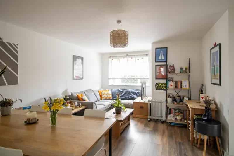 2 Bedroom Apartment for Sale in Romsey Town Cambridge