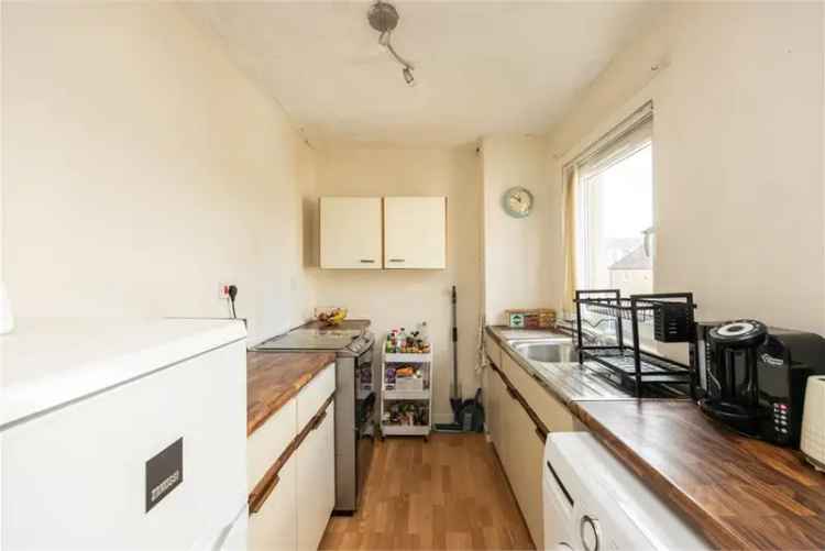 1 Bed Flat South Gyle - Main Door Mews Flat