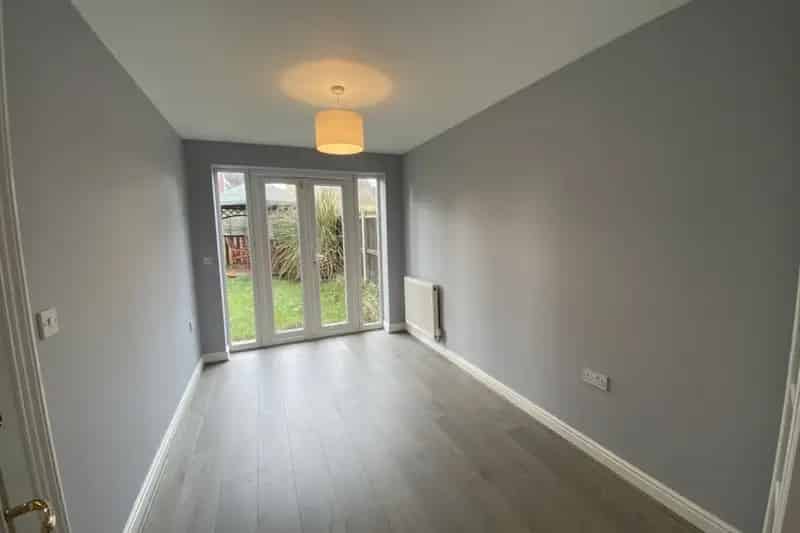 3 Bedroom Detached House Cloverfields Estate Ensuite Garage Driveway