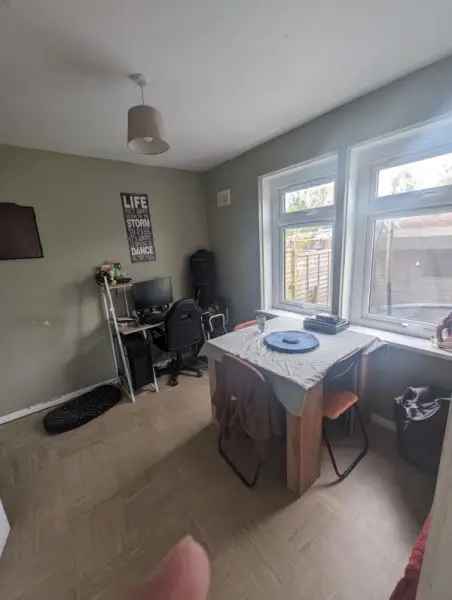 House For Rent in Melksham, England