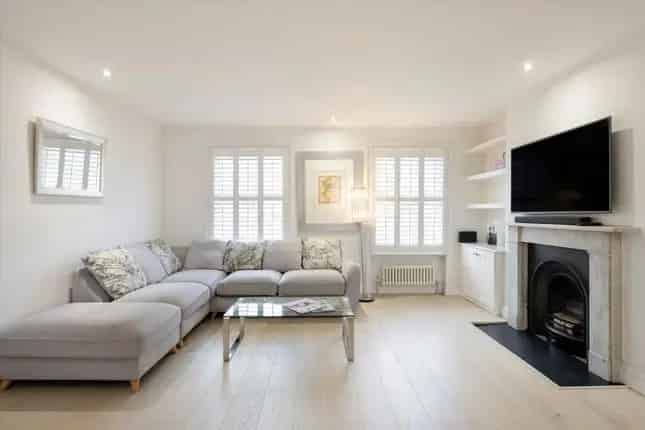 3 Bedroom Maisonette Chelsea SW3 - Modern, Spacious, Furnished