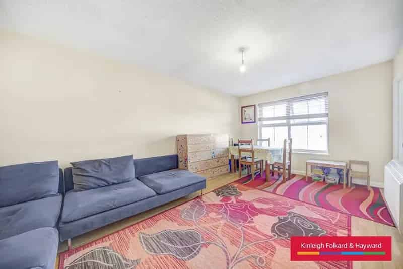 Flat For Rent , London, England