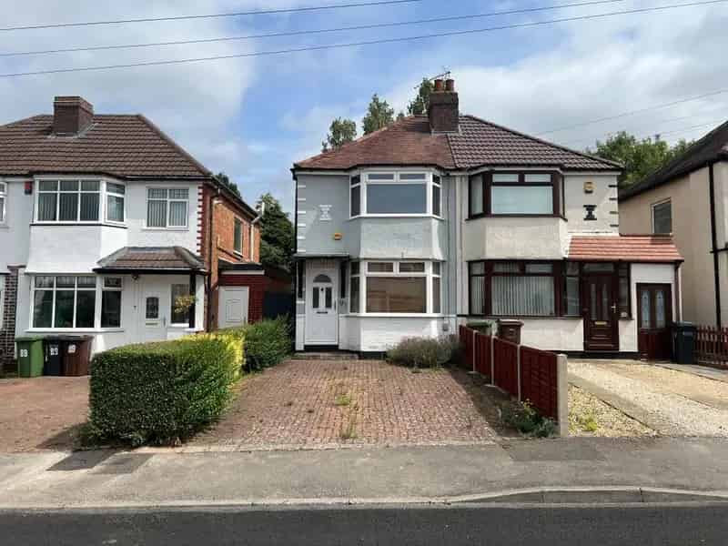 2 Bedroom Semi Detached House For Sale At Auction