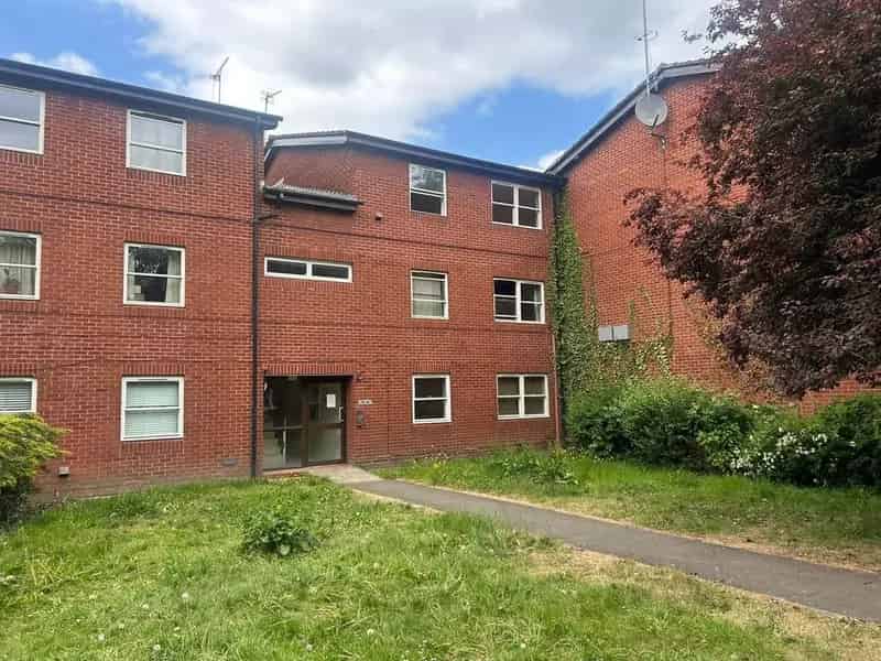 2 Bedroom Apartment to Rent