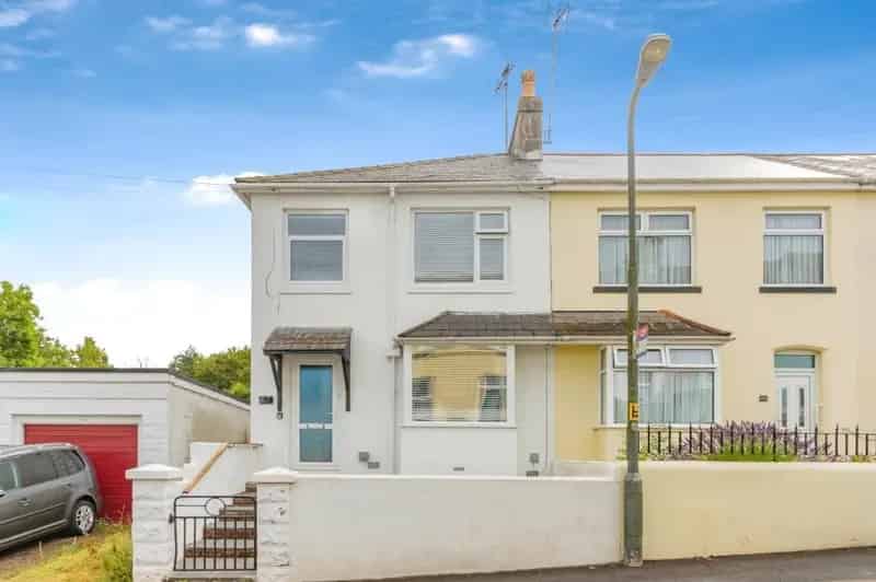 House For Sale , Hartop Road, Torquay, England