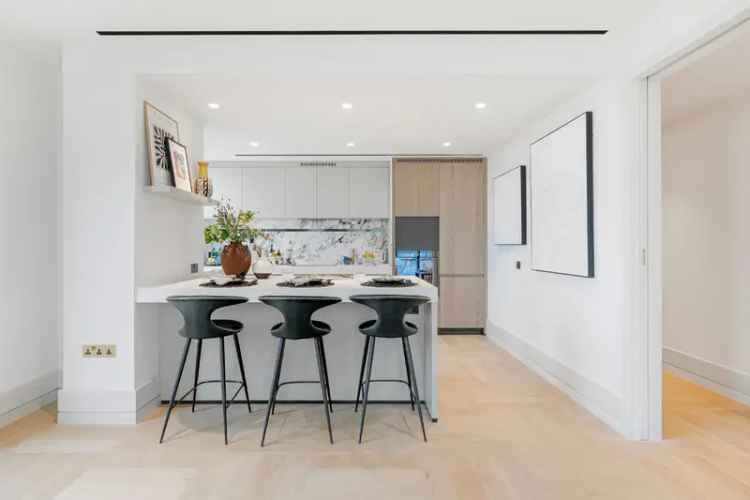 Luxury 3-Bedroom Apartment in One Crown Place London