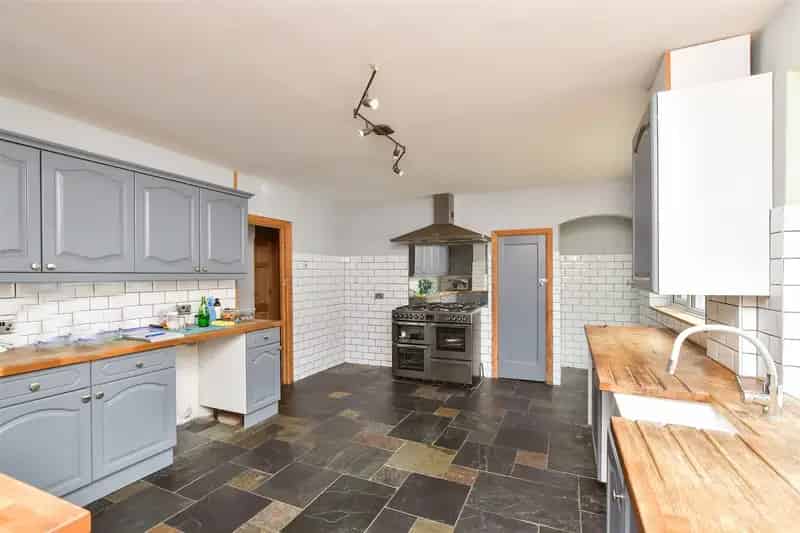 4 Bedroom Detached Bungalow for Sale