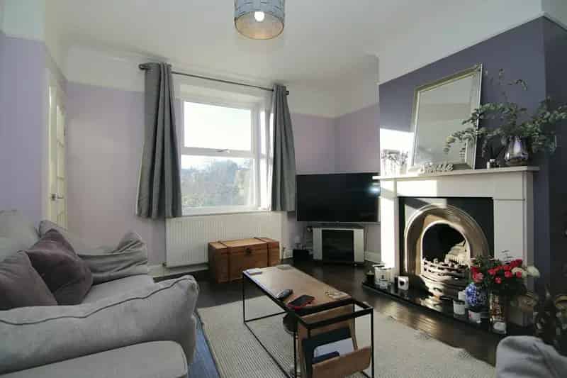 2 Bedroom House For Sale