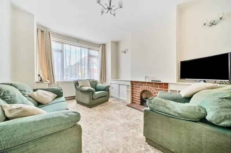 3-Bed Detached House with Modernisation Potential in St Albans